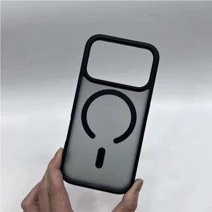 Matte Black and Grey Magnetic Phone Case Iphone 17 SUPFINE NIB